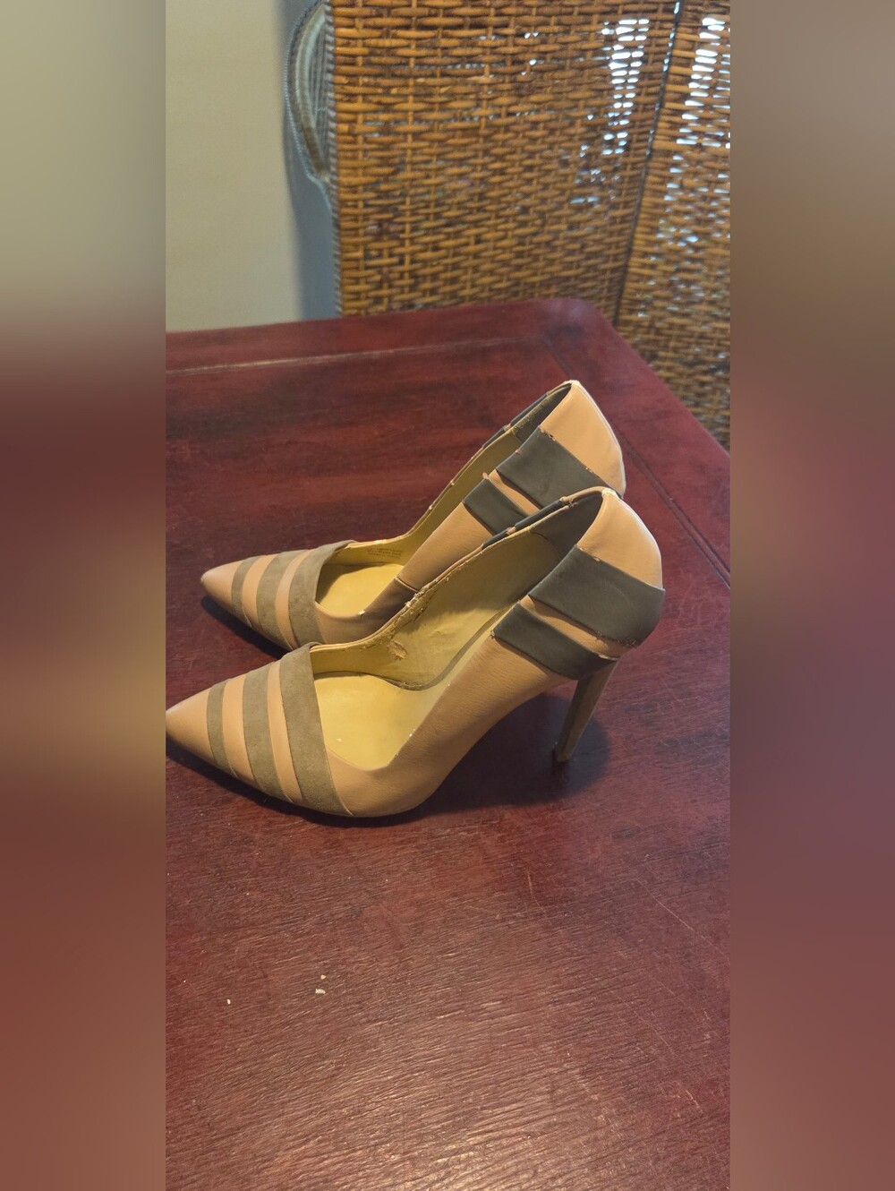 Gwen Stefani GXClassic Two-Tone Pointed Toe High Heels - Beige and Taupe Size 10